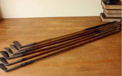 6 Hickory Golf Clubs
