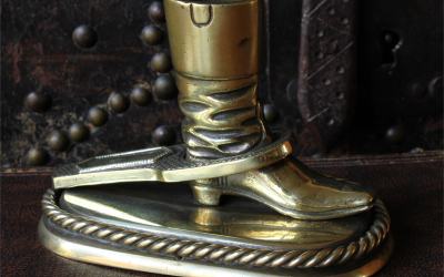 Boot Jack Match Striker