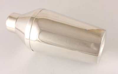 Cardinal Plate Cocktail Shaker