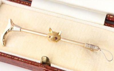Deakin Francis Fox Brooch