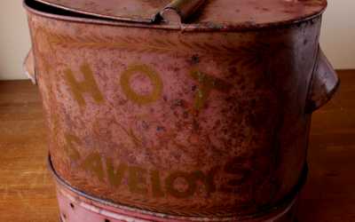 Hot Saveloys Vendor Tin