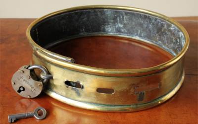 Large Victorian Dog Collar