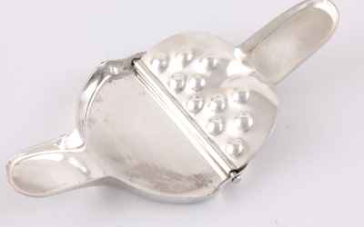 Tackhing Chinese Silver Lemon Squeezer