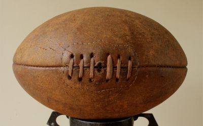 Vintage Hotshot Rugby Ball
